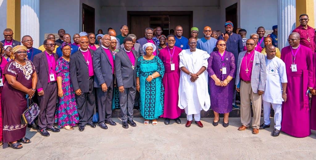 SANWO-OLU CHARGES ANGLICAN BISHOPS TO CONTINUOUSLY PRAY FOR PUBLIC OFFICERS