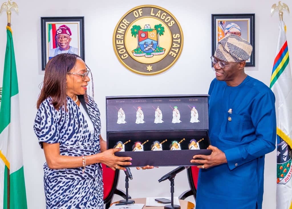 MINISTER OF TOURISM, MRS. LOLA ADE-JOHN PAYS COURTESY CALL TO GOV. SANWO-OLU AT THE LAGOS HOUSE, MARINA